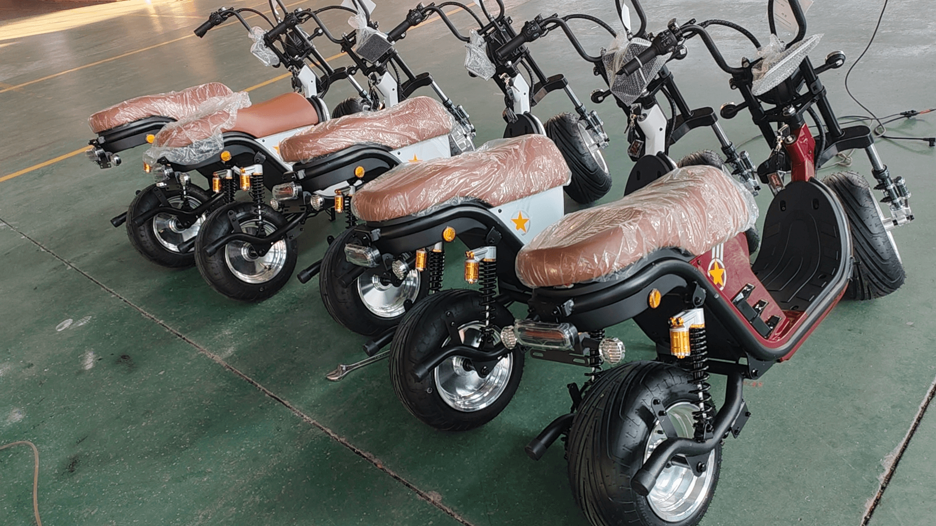 HISPEED Fat S3 — Fat Tire, Pneu largo estilo retrô, motor de 1000W e até 65 km/h.