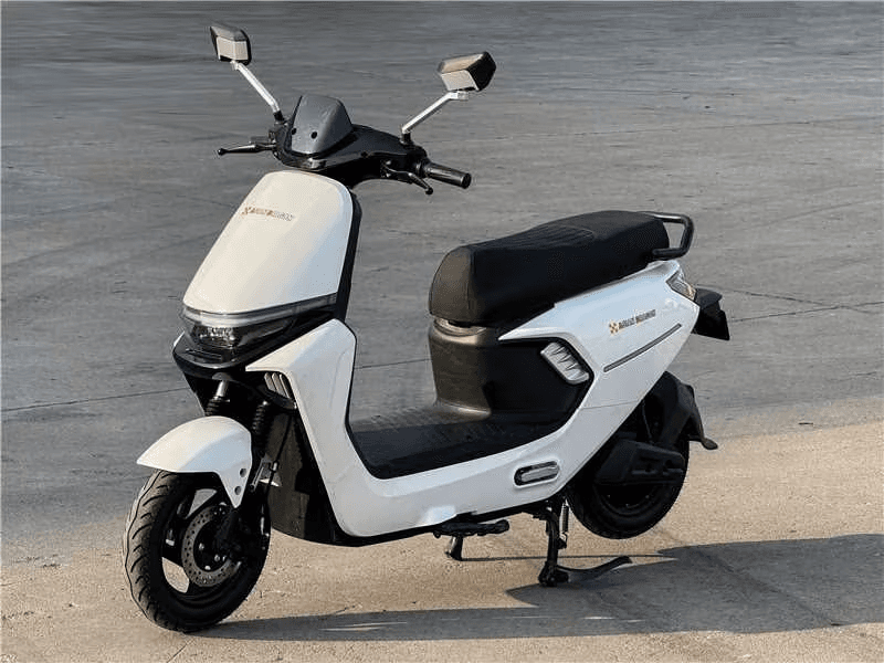 HISPEED Urban XI Sport — Urbana, Ciclomotor elétrico de plataforma, potência para ir mais longe e mais rápido.